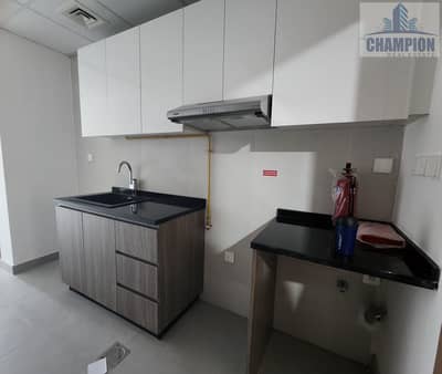 Studio te Huur in International City Phase 2 (Warsan 4), Dubai - 72343. heic Studio te Huur in International City Phase 2 (Warsan 4), Dubai - 72343. heic