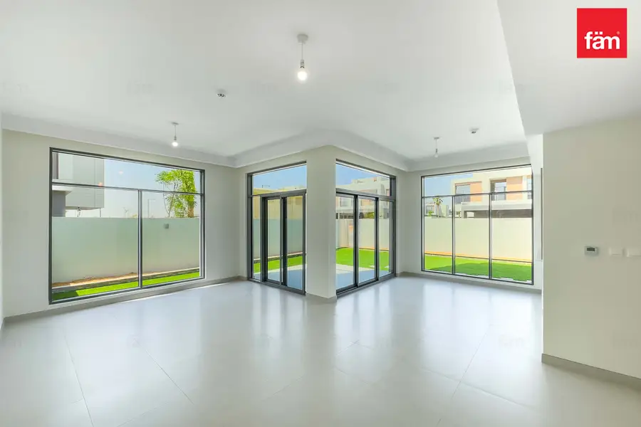 Corner| Premium Layout| Big Plot | SemiDetached