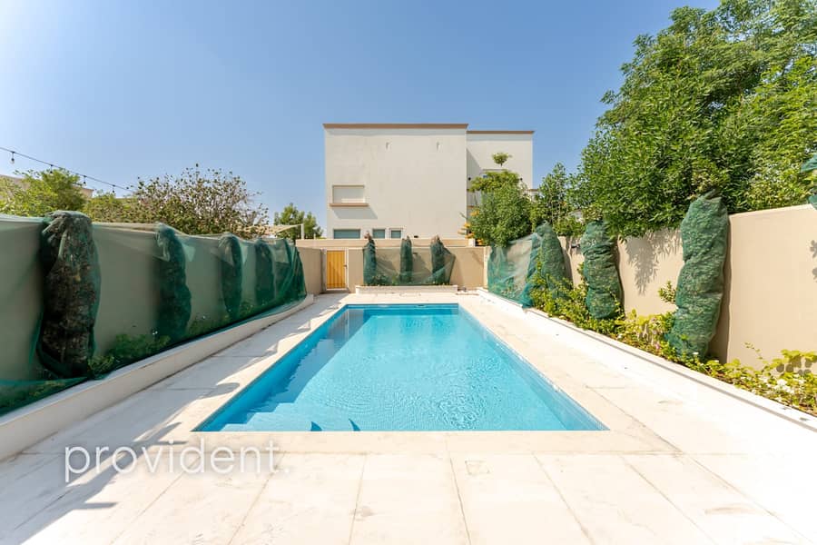 Newly Renovated I Private Pool I 3 Bedrooms Newly Renovated I Private Pool I 3 Bedrooms