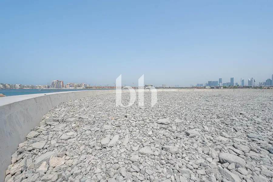 Ocean Front | Corner Plot | For Luxury Villa