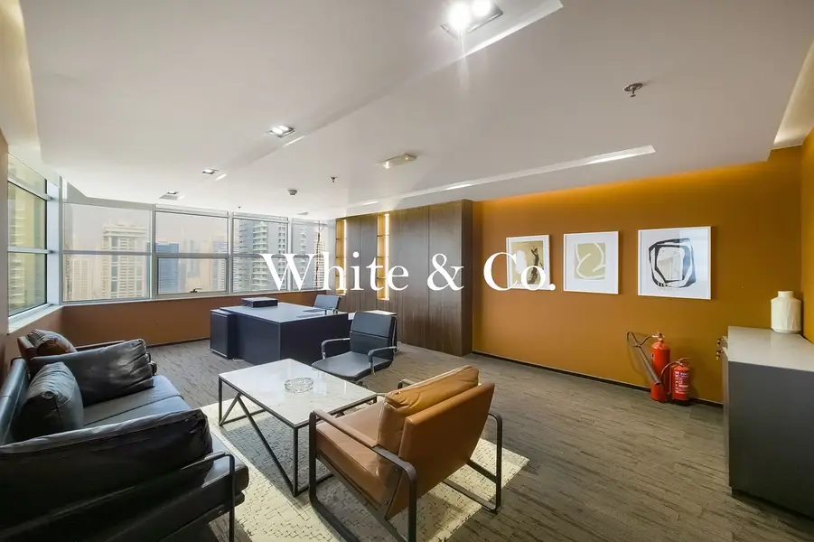 Full Floor | 7 Parkings | Vacant Today