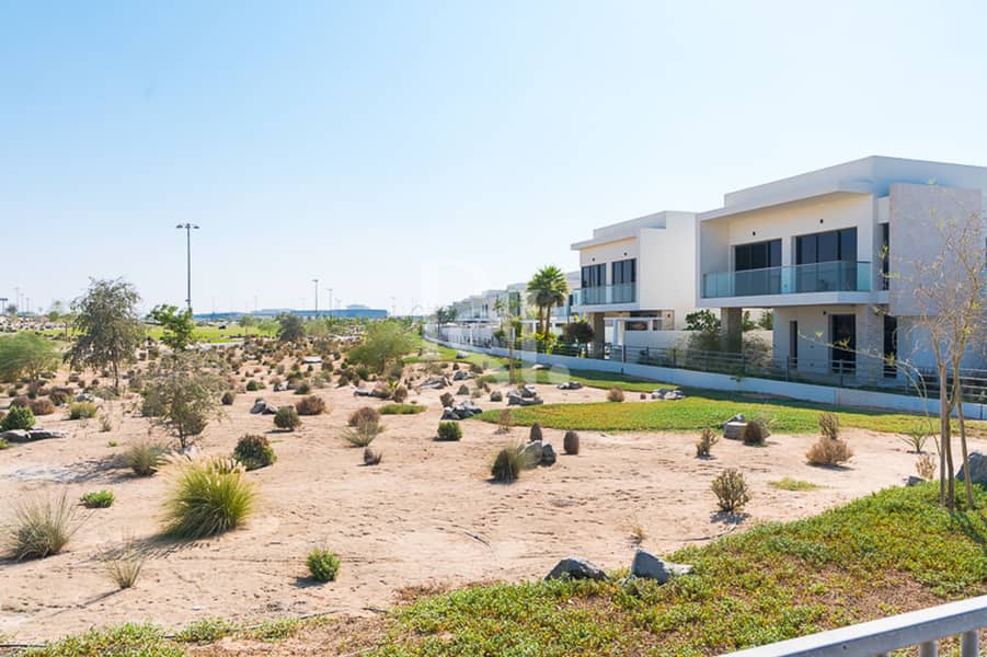 Single Row | Hot Price | Prime Location Single Row | Hot Price | Prime Location