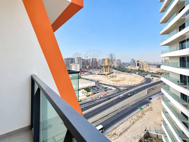 4 Modern Balcony Overlooking Cityscape. png