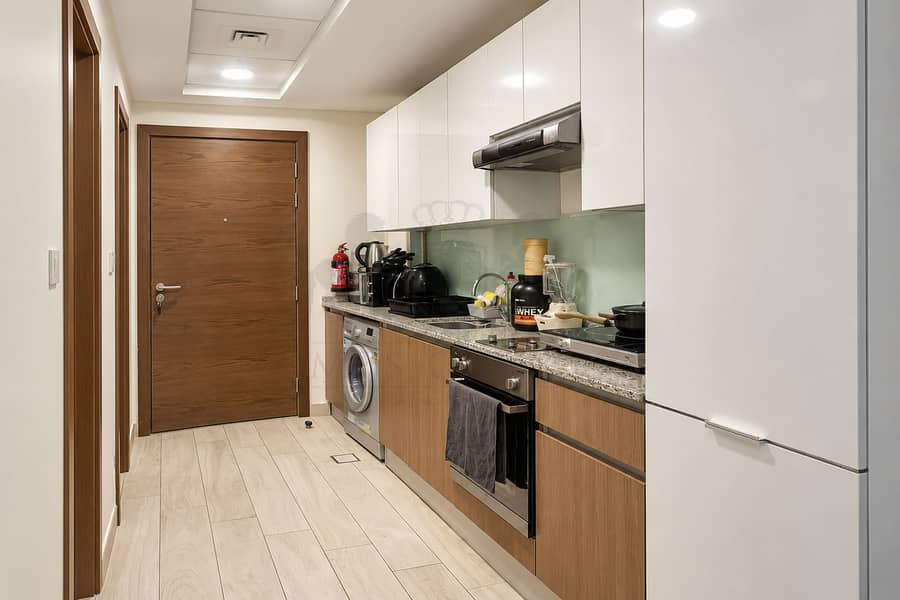 4 Modern Galley Kitchen Corridor. png