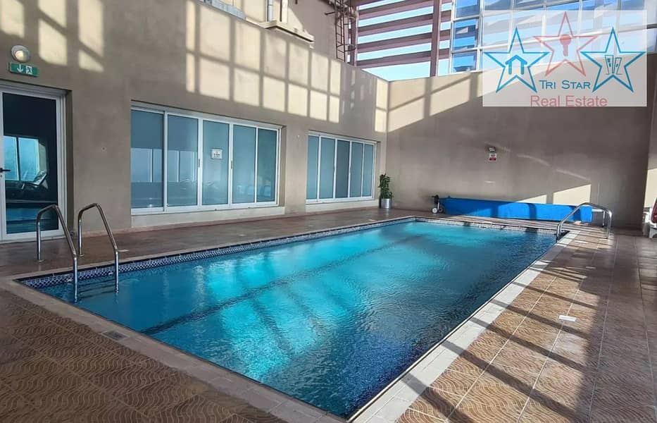 2 Pool in Lake Point Tower. jpg