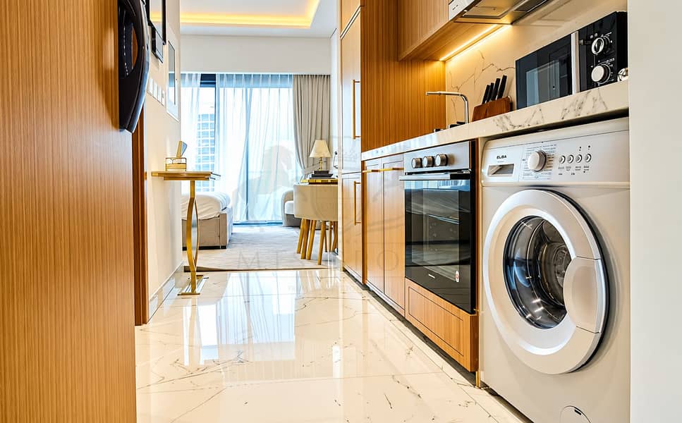3 Modern Marble Kitchen Corridor. png