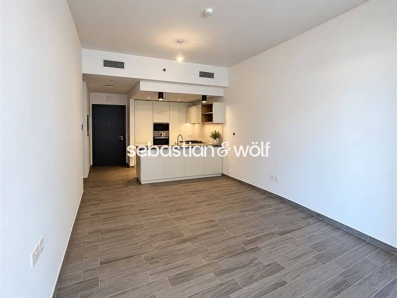 2 02_Living_Room_Kitchen_View. jpg