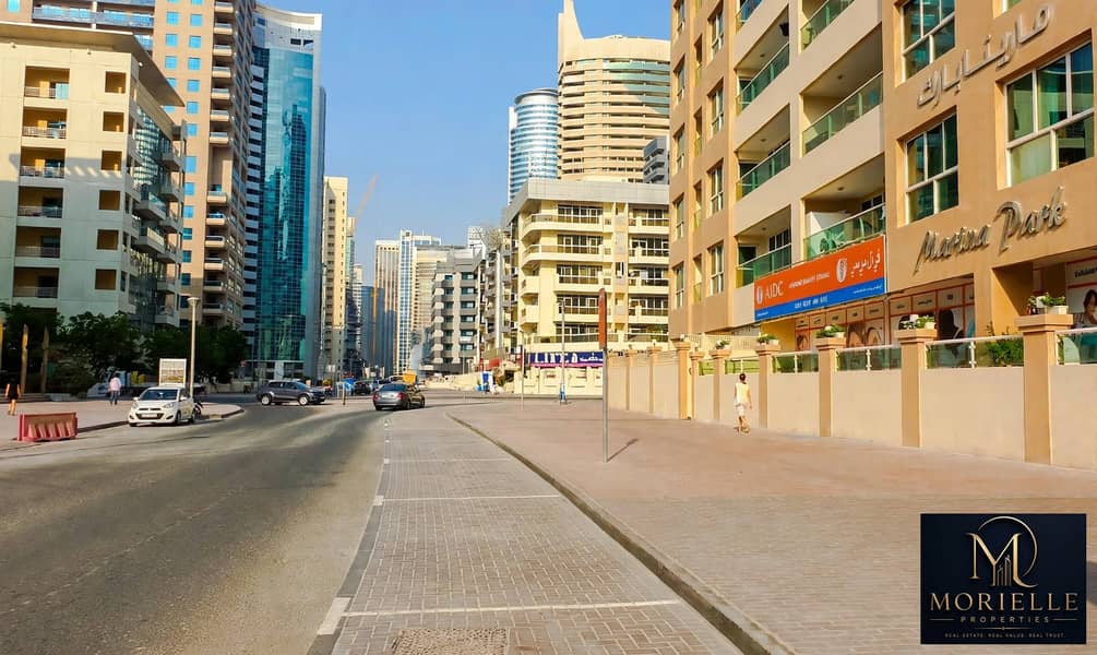 10 image_e26f10-edited-remove-the-parked-cars-from-the-street-view. jpg