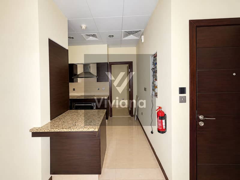 10 Modern Apartment Corridor Kitchen. png