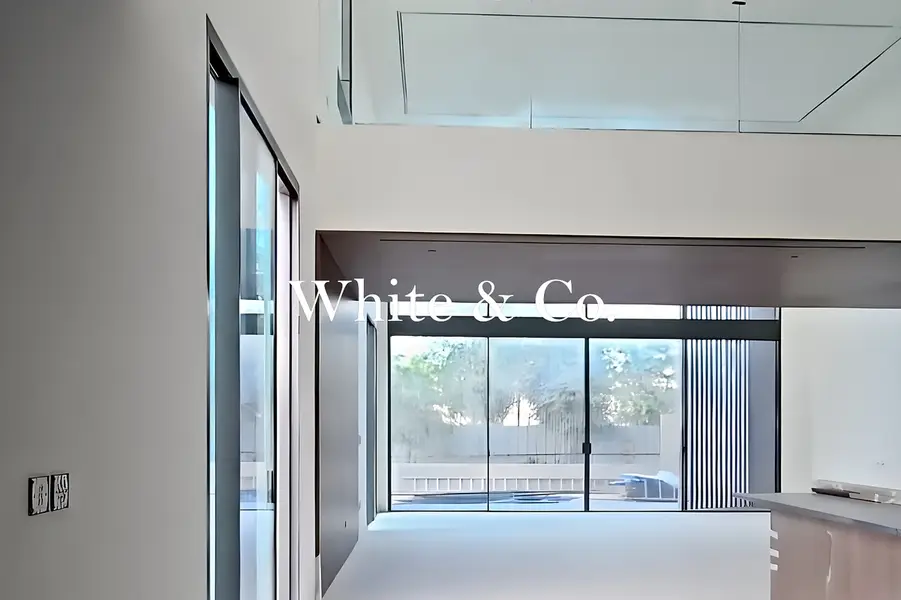 Great Location | Private Lift | 4 Bedroom