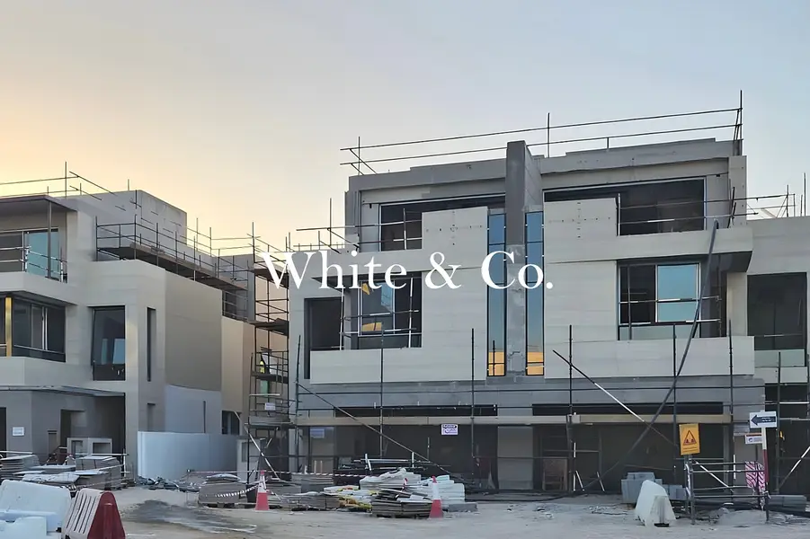Great Location | Private Lift | 4 Bedroom