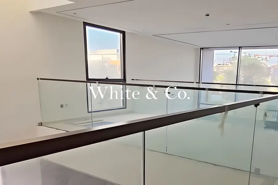 Great Location | Private Lift | 4 Bedroom