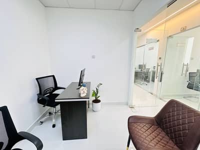 Office de  à à louer à Deira, Dubai - 32660eab-04a2-4f27-8626-aa131ff1909a. jpg