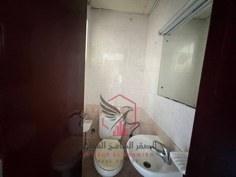 11 a5bdb193-cdb3-402b-97e6-6dd3eaf9e5c8. jpg