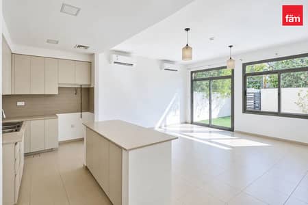 4 Slaapkamers Townhouse te Koop in Town Square, Dubai - Rijwoning in Town Square,Hayat Townhouses, 4 slaapkamers, 3325000 AED - 17000130 4 Slaapkamers Townhouse te Koop in Town Square, Dubai - Rijwoning in Town Square,Hayat Townhouses, 4 slaapkamers, 3325000 AED - 17000130
