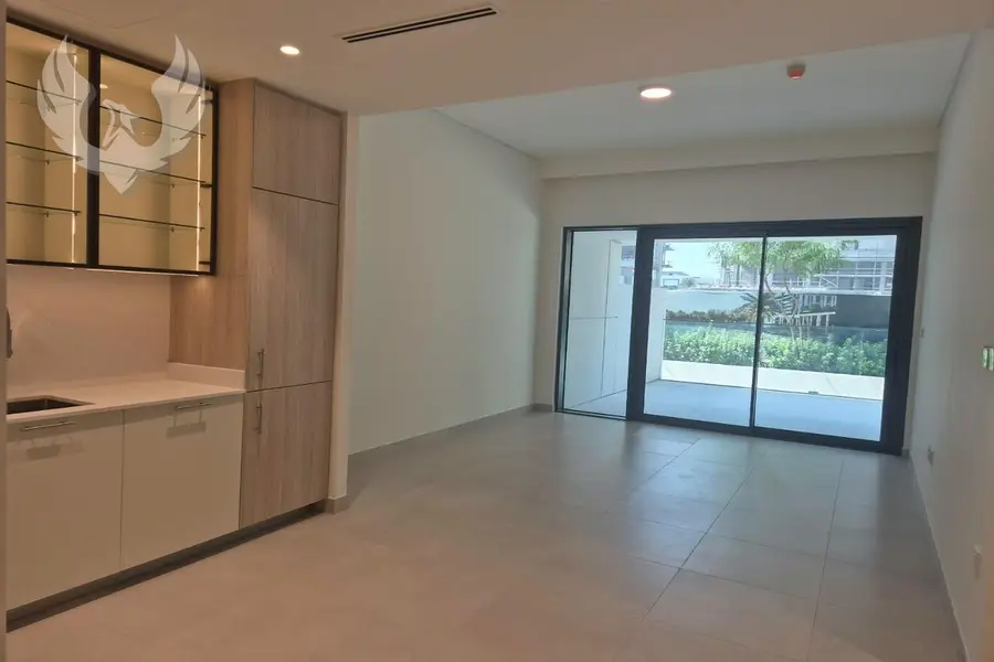 VACANT | STYLISH 1BR | INVESTMENT OPPORTUNITY