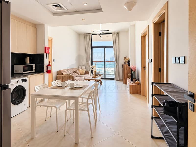 6 Bright Minimalist Apartment Interior. png