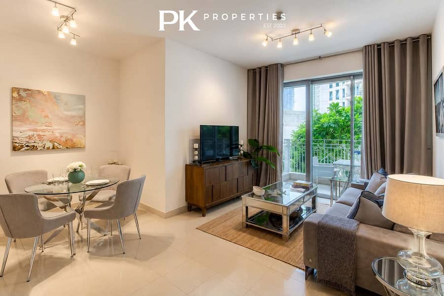 Dubai Mall 1BR Apartment with Balcony & Gym Dubai Mall 1BR Apartment with Balcony & Gym