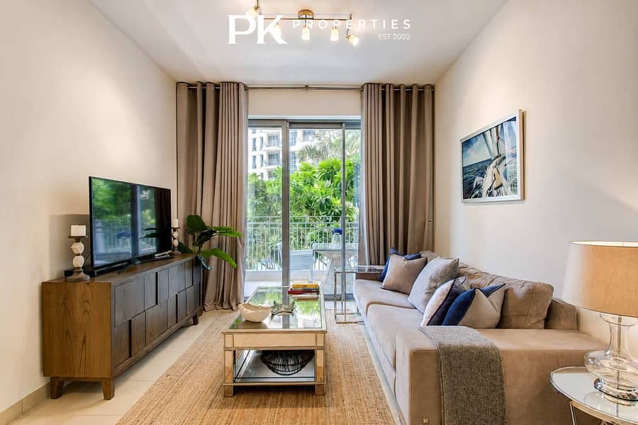 2 Dubai Mall 1BR Apartment with Balcony & Gym