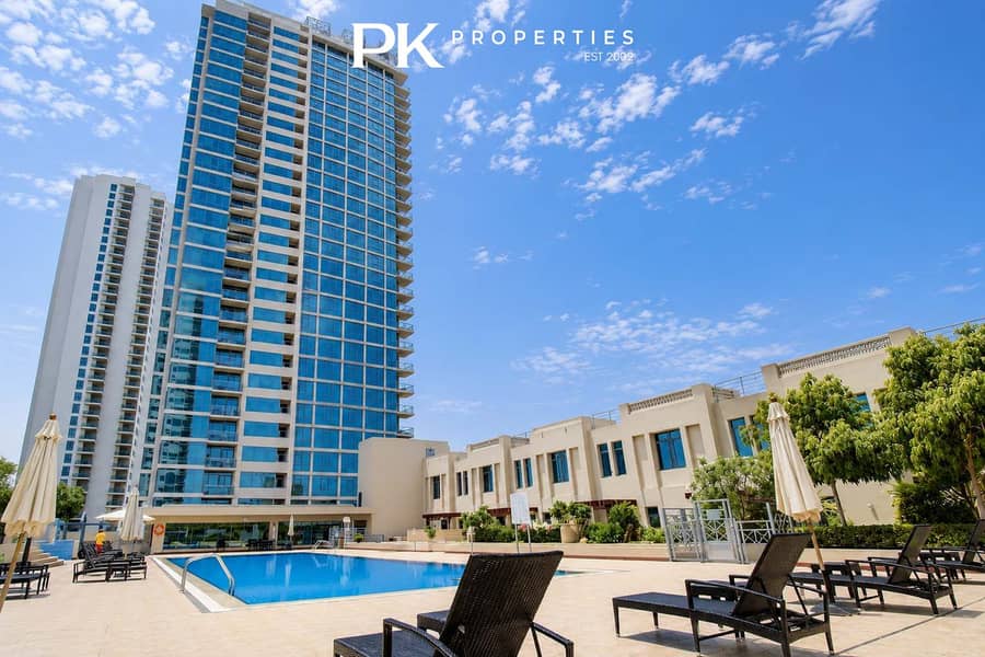 23 Luxury Dubai Apartment with Golf Course Views
