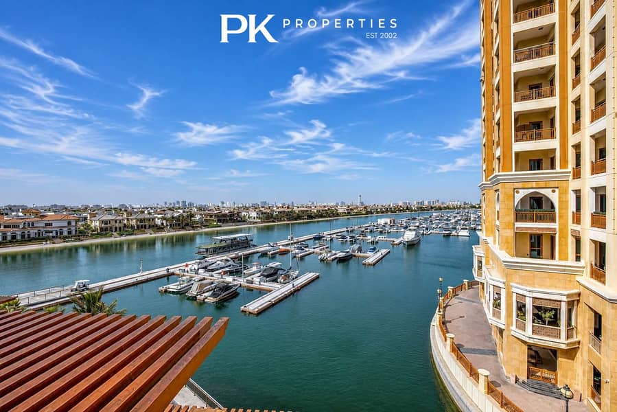 14 Palm Jumeirah Studio with Stunning Marina View!