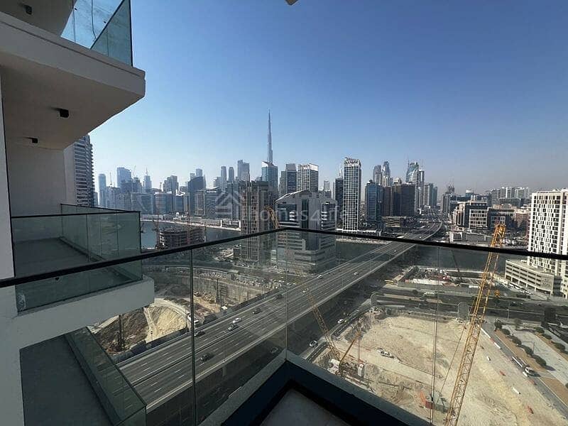 Apartamento en Business Bay,The Paragon by IGO, 3 dormitorios, 240000 AED - 17000390 Apartamento en Business Bay,The Paragon by IGO, 3 dormitorios, 240000 AED - 17000390