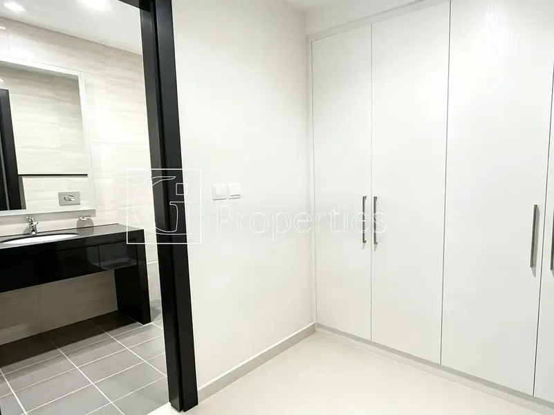 Fully Furnished | High Floor | Rented