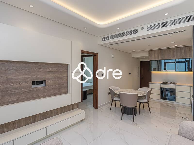 8 DRE09853-Edit. JPG