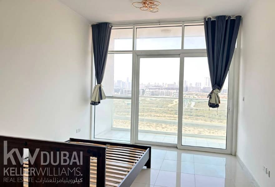 3 property_photo_05_4K. jpg
