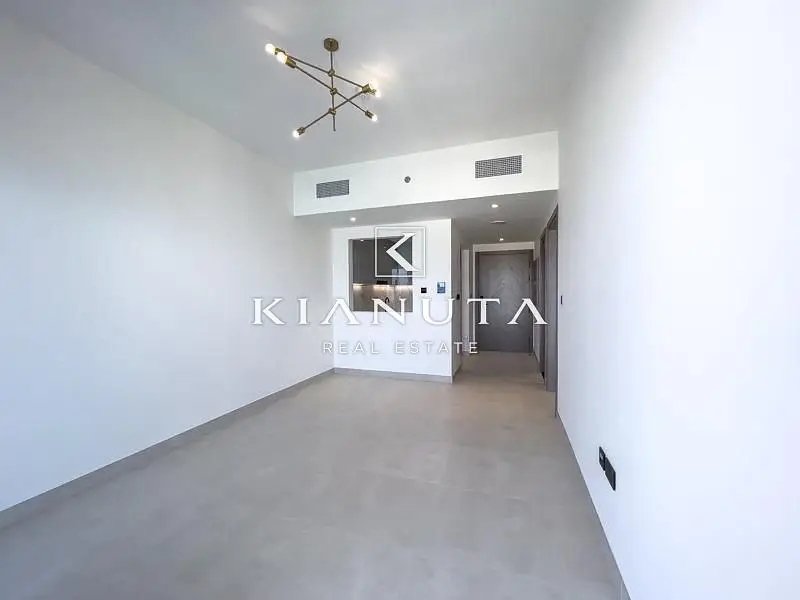 MOTIVATED SELLER| BEST PRICE| MIDDLE FLOOR| RENTED
