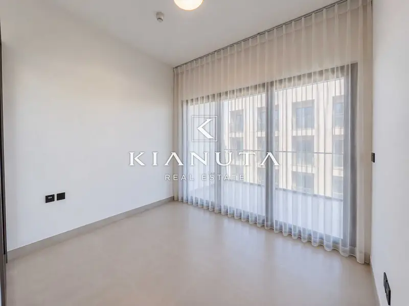 MOTIVATED SELLER| BEST PRICE| MIDDLE FLOOR| RENTED