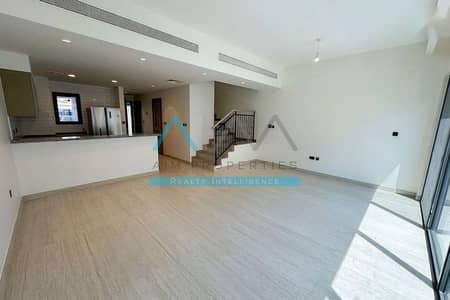 4 Bedroom Townhouse for Rent in DAMAC Lagoons, Dubai - WhatsApp Image 2026-10-07 at 6.30. 12 PM. jpeg 4 Bedroom Townhouse for Rent in DAMAC Lagoons, Dubai - WhatsApp Image 2026-10-07 at 6.30. 12 PM. jpeg