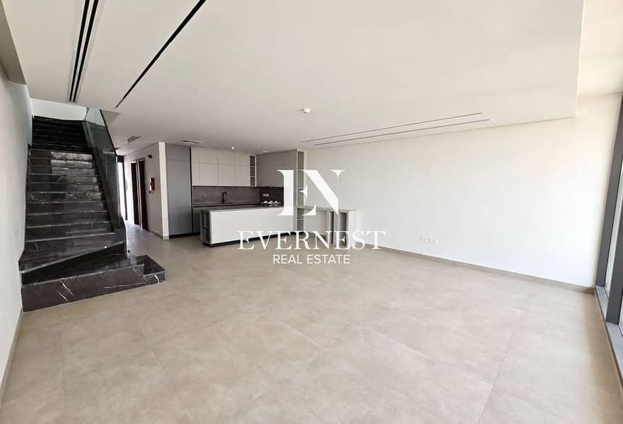 11 Watermark-free property interior photograph-3. jpg