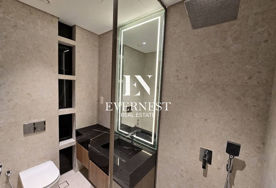 15 Cleaned real estate interior-17. jpg