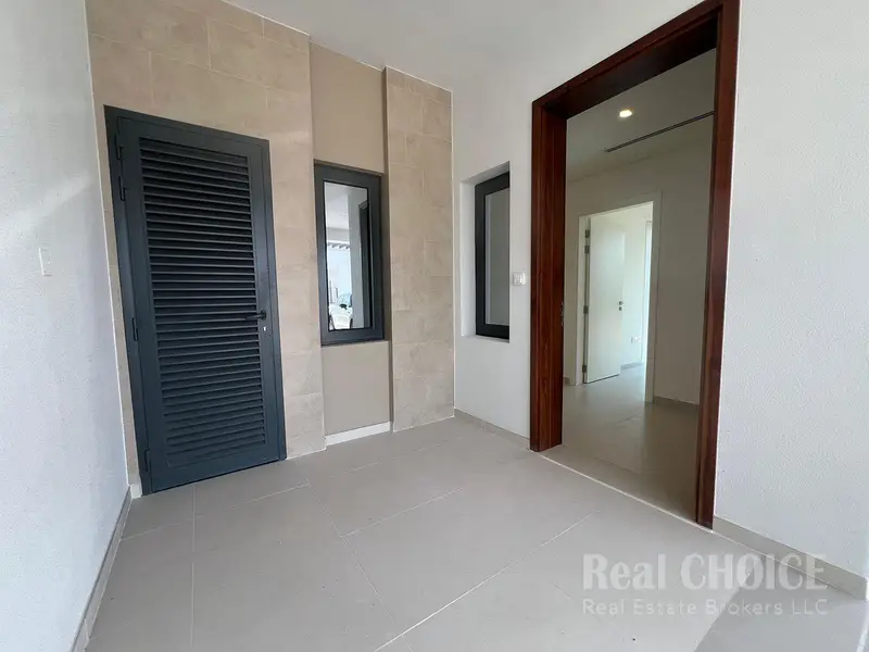 Villa | Private Garden| Exclusive Community Living