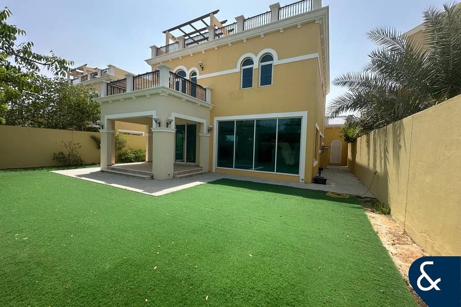 Villa à Jumeirah Park,District 9, 4 chambres, 330000 AED - 17001425 Villa à Jumeirah Park,District 9, 4 chambres, 330000 AED - 17001425