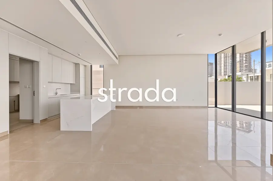 Community Expert | Large Corner Plot | Vacant