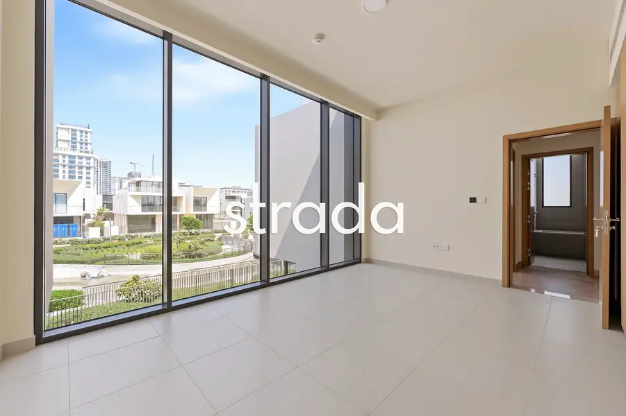 Community Expert | Large Corner Plot | Vacant