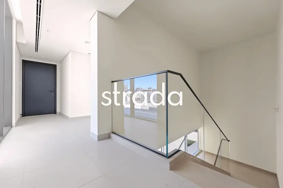 Community Expert | Large Corner Plot | Vacant