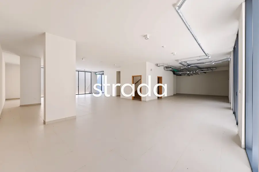 Community Expert | Large Corner Plot | Vacant