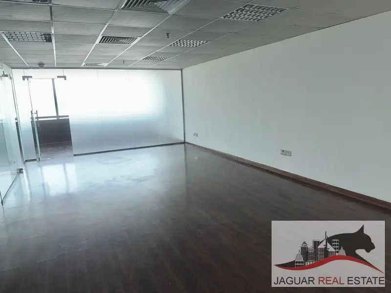 READY OFFICE WITH GLASS PARTITIONS, AL BARSHA1, SHEIKH ZAYED ROAD, 2 PARKING, CHILLER FREE, NEXT TO METRO