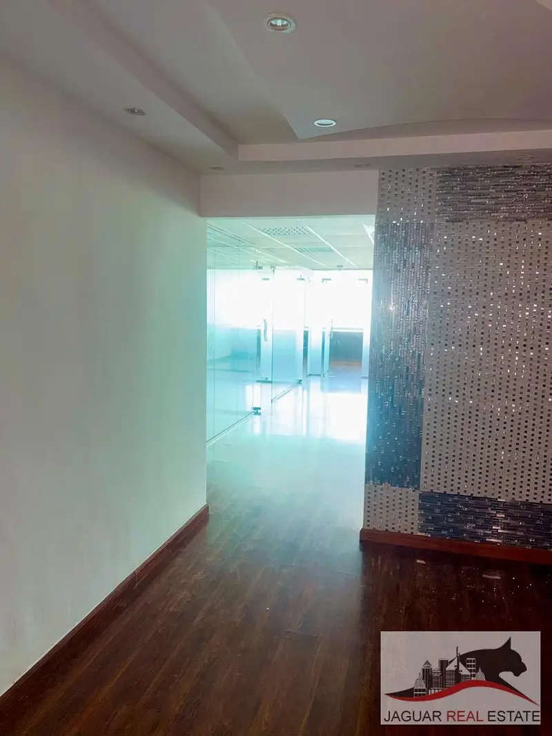 READY OFFICE WITH GLASS PARTITIONS, AL BARSHA1, SHEIKH ZAYED ROAD, 2 PARKING, CHILLER FREE, NEXT TO METRO