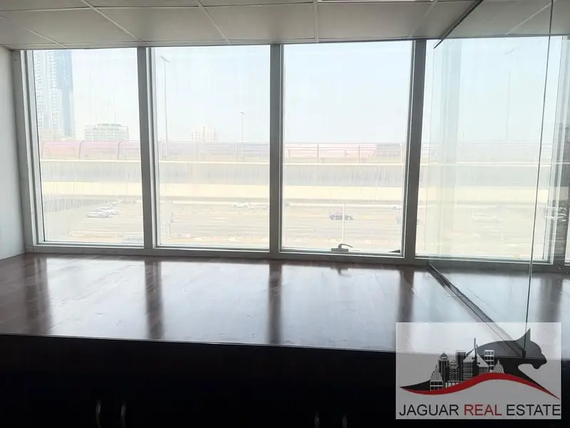 READY OFFICE WITH GLASS PARTITIONS, AL BARSHA1, SHEIKH ZAYED ROAD, 2 PARKING, CHILLER FREE, NEXT TO METRO