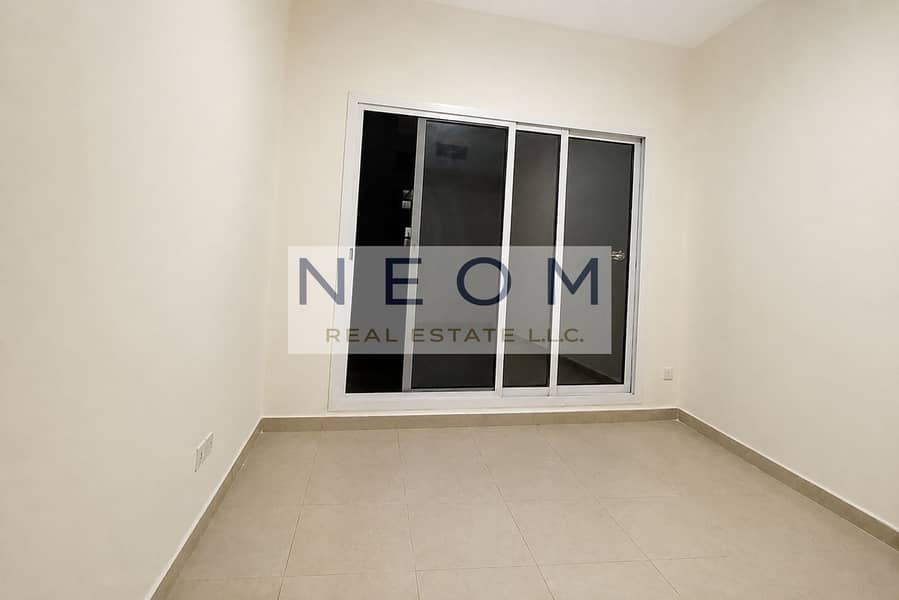 2 Minimal Room with Sliding Glass Door. png