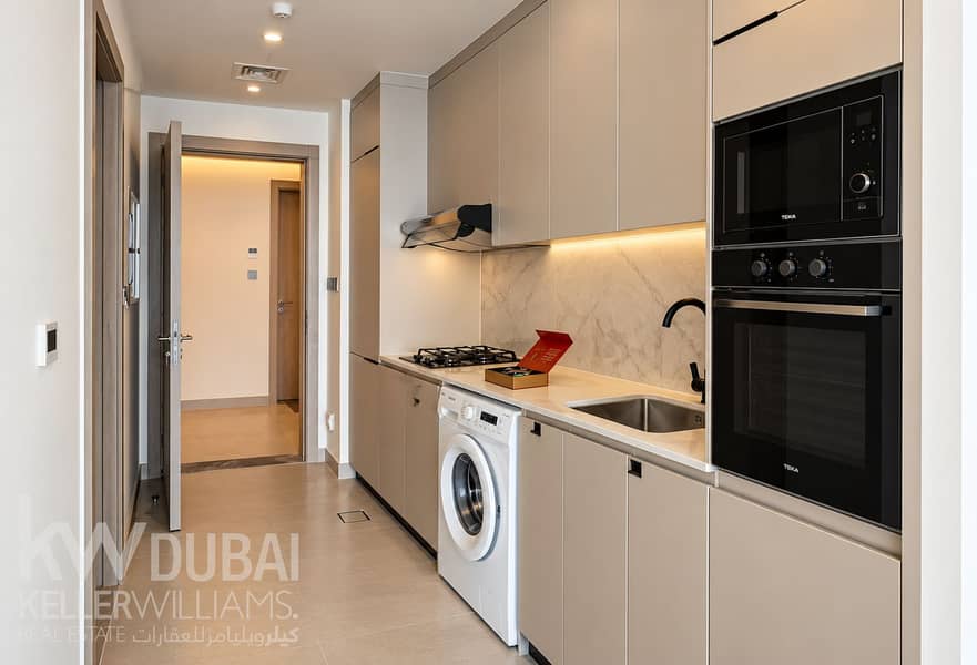 3 Modern Galley Kitchen Interior. png