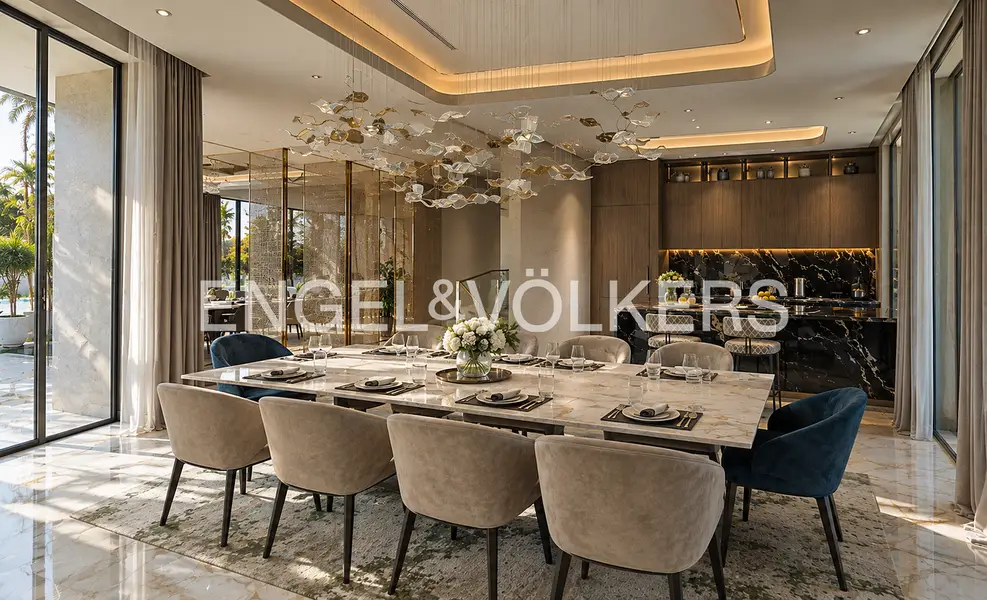 EXCLUSIVE| LARGEST PLOT| BEST CENTRAL LAGOON VIEW