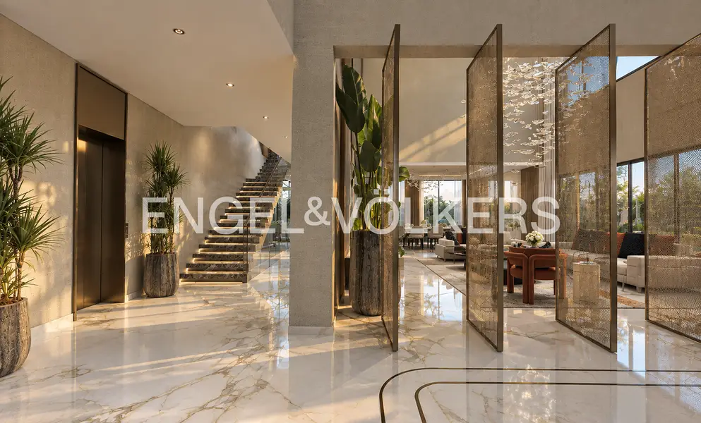 EXCLUSIVE| LARGEST PLOT| BEST CENTRAL LAGOON VIEW