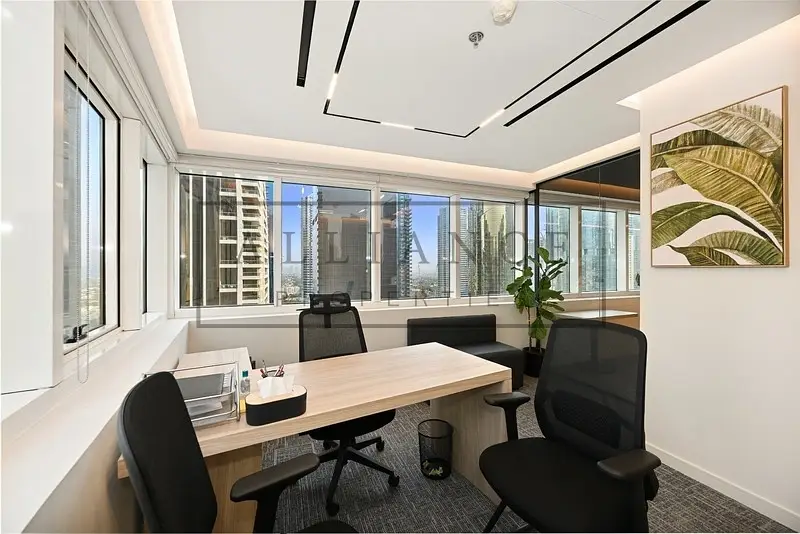 3 partitions | Rented | High Floor | Furnished