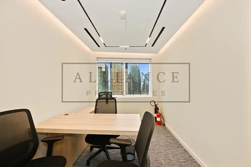 3 partitions | Rented | High Floor | Furnished