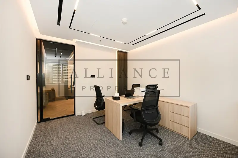 3 partitions | Rented | High Floor | Furnished